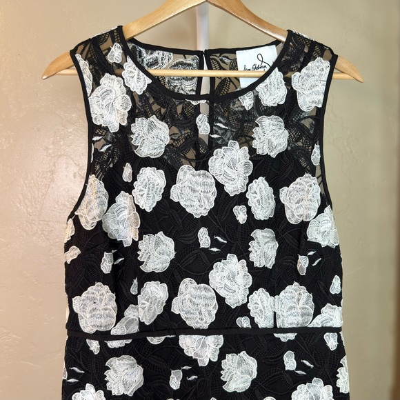 Sam Edelman Black White Floral Embroidered Lace Sheath Dress Size 8 NWOT - Picture 6 of 11